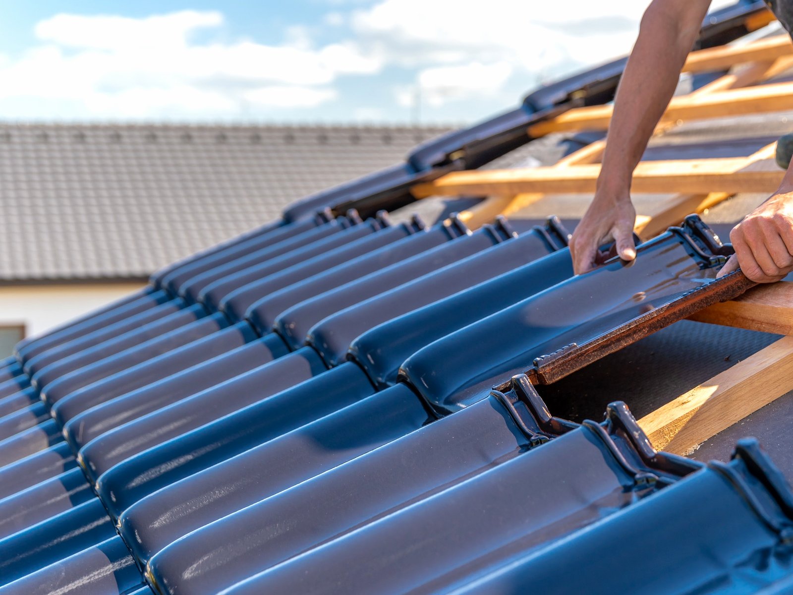 Donald White Roofing LLC — roofing contractor in Dowelltown, TN