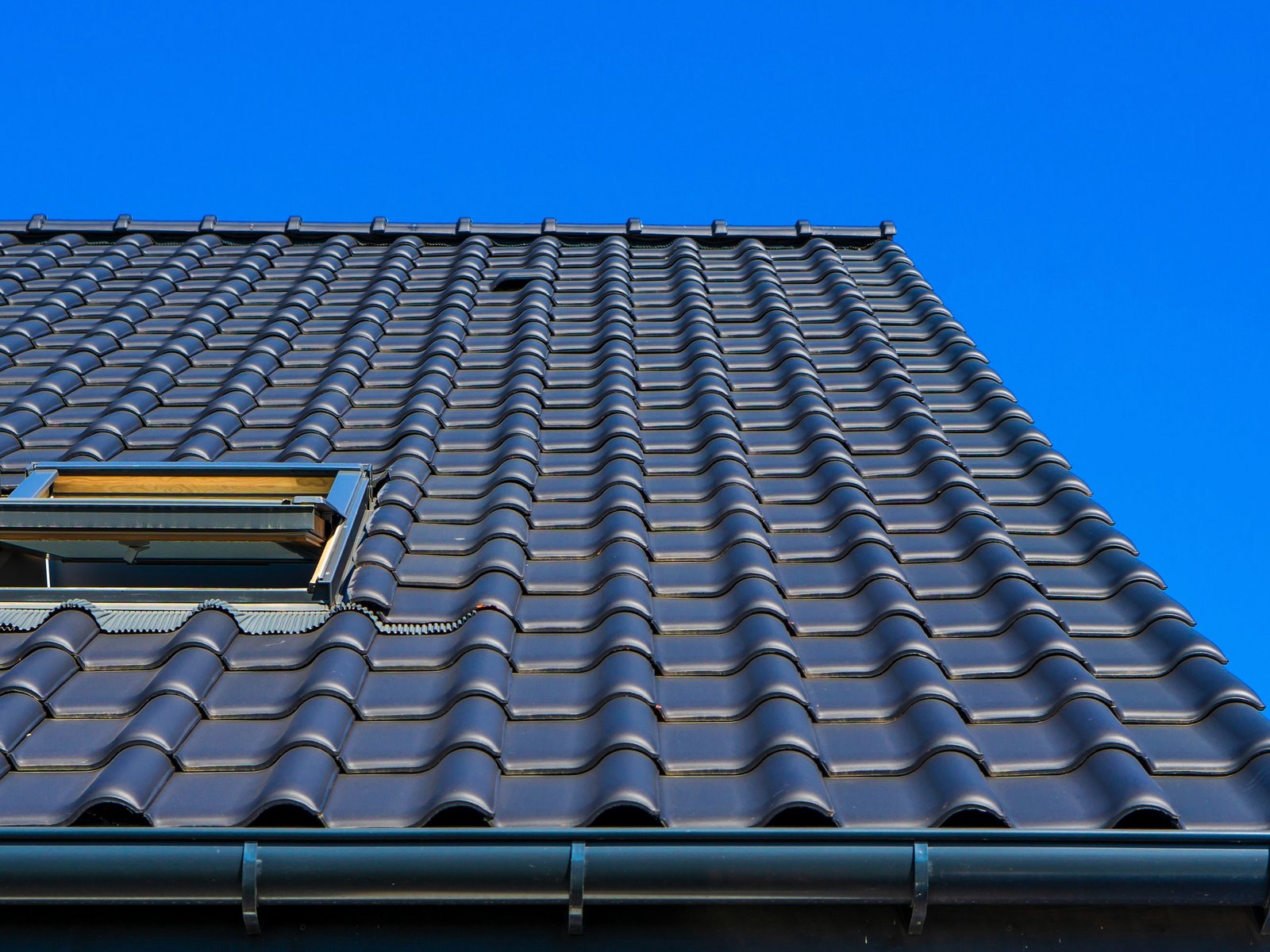 C H Roofing Repair & Service — roofing contractor in Collingswood, NJ