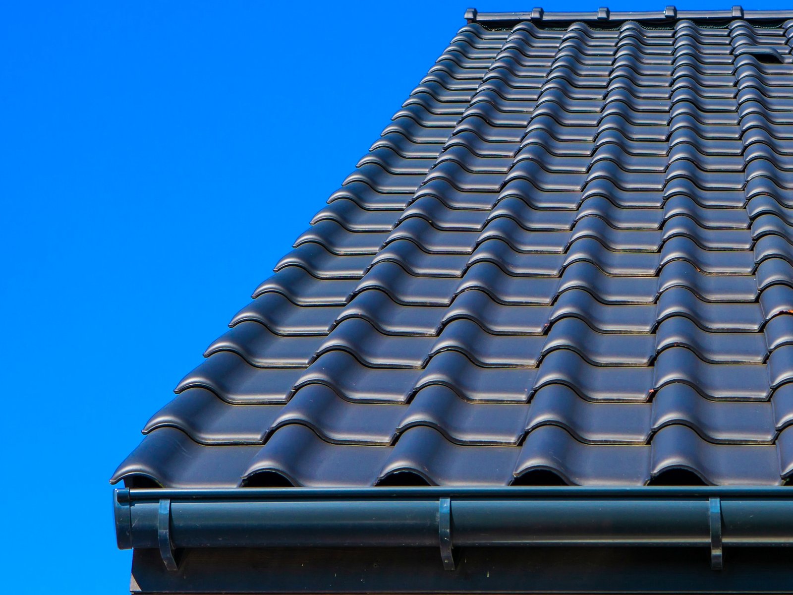 NELA Roofing — roofing contractor in Clackamas, OR