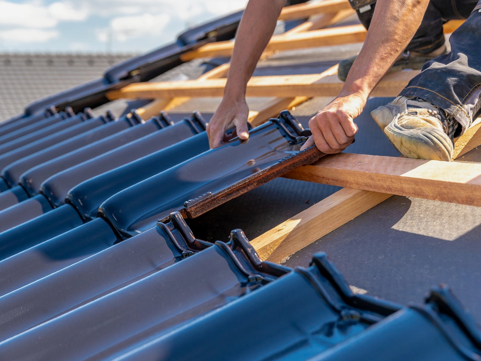 Bergens Roofing — roofing contractor in Carbondale, PA
