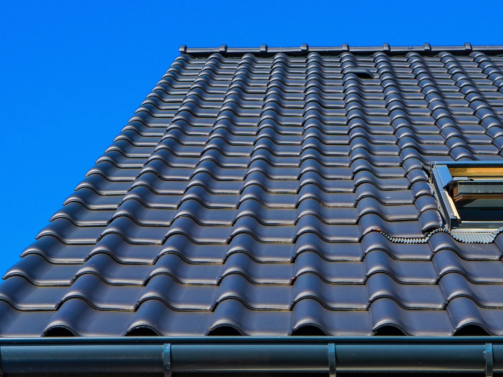 L.m roofing llc — roofing contractor in Browns Summit, NC