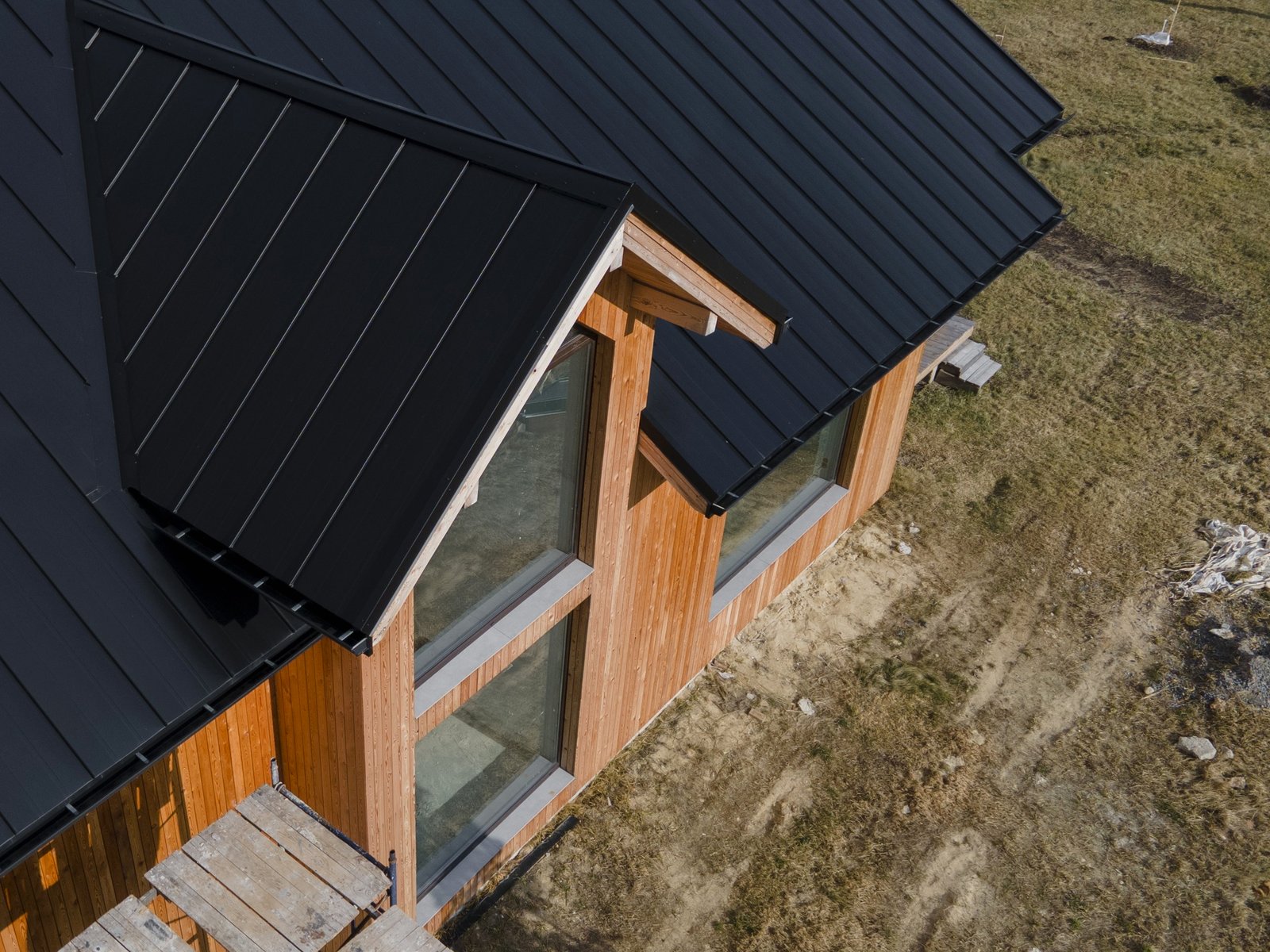 Best Home Roofing Contractor — roofing contractor in Washington, PA