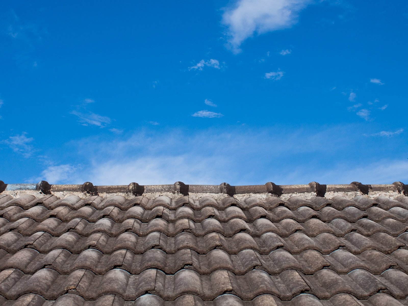 One Up Roofing — roofing contractor in Archbald, PA