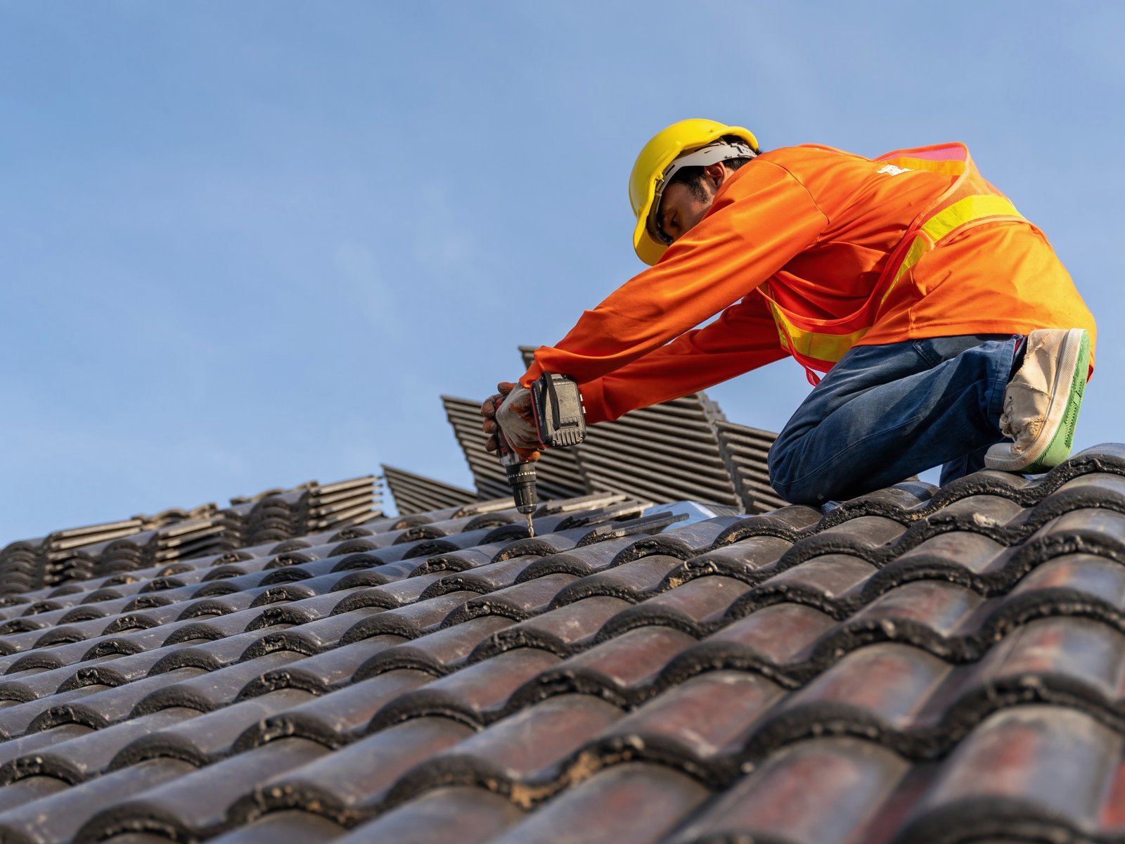 Darling Roofing Inc — roofing contractor in Woodbury, NY