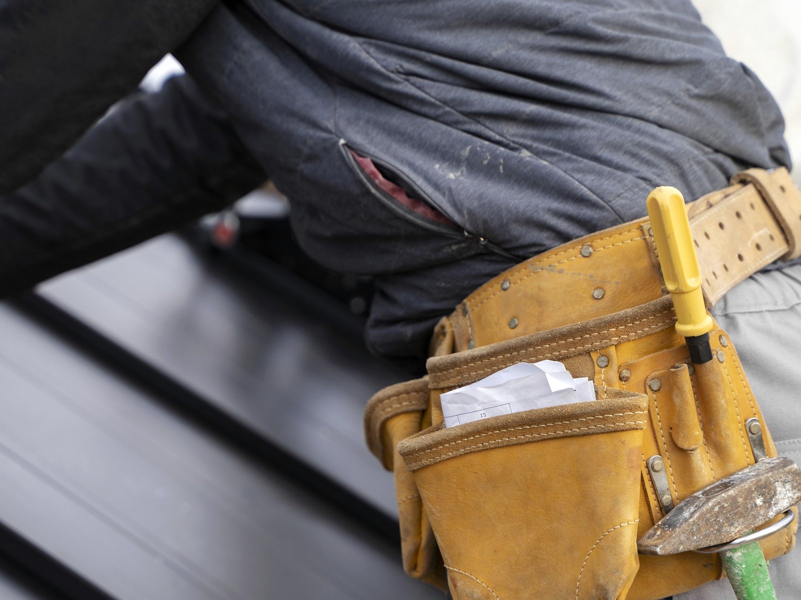 Hearne's Roofing — roofing contractor in Upper Darby, PA