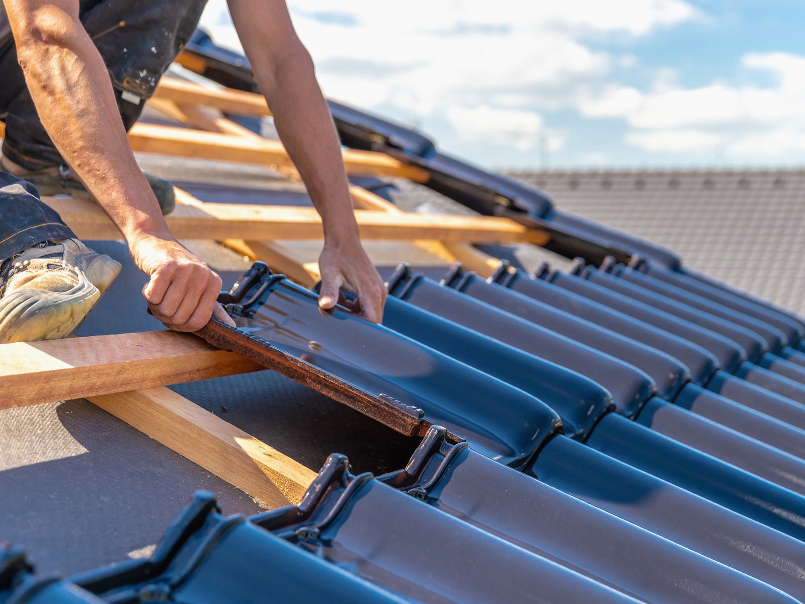 B & R Roofing — roofing contractor in Casselberry, FL