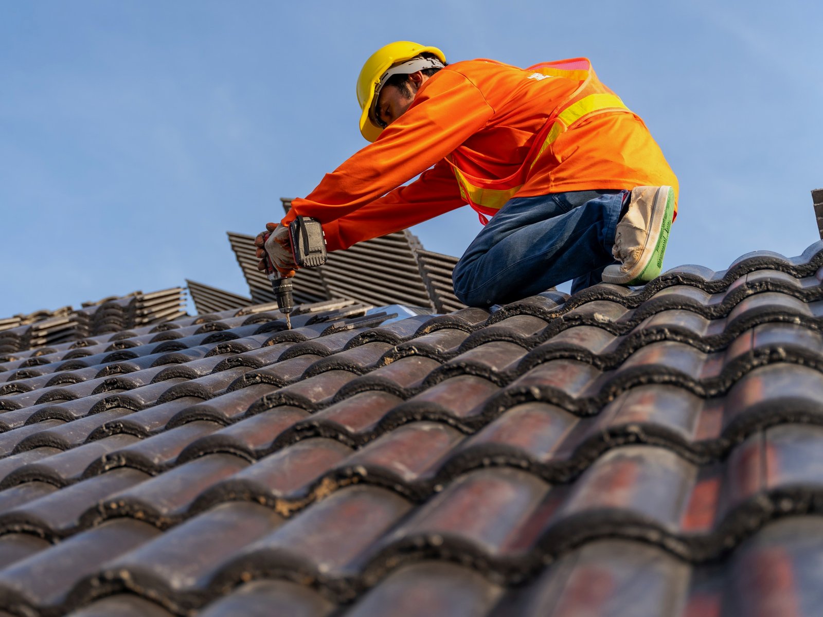 Russell Roofing Company — roofing contractor in Bonsall, CA