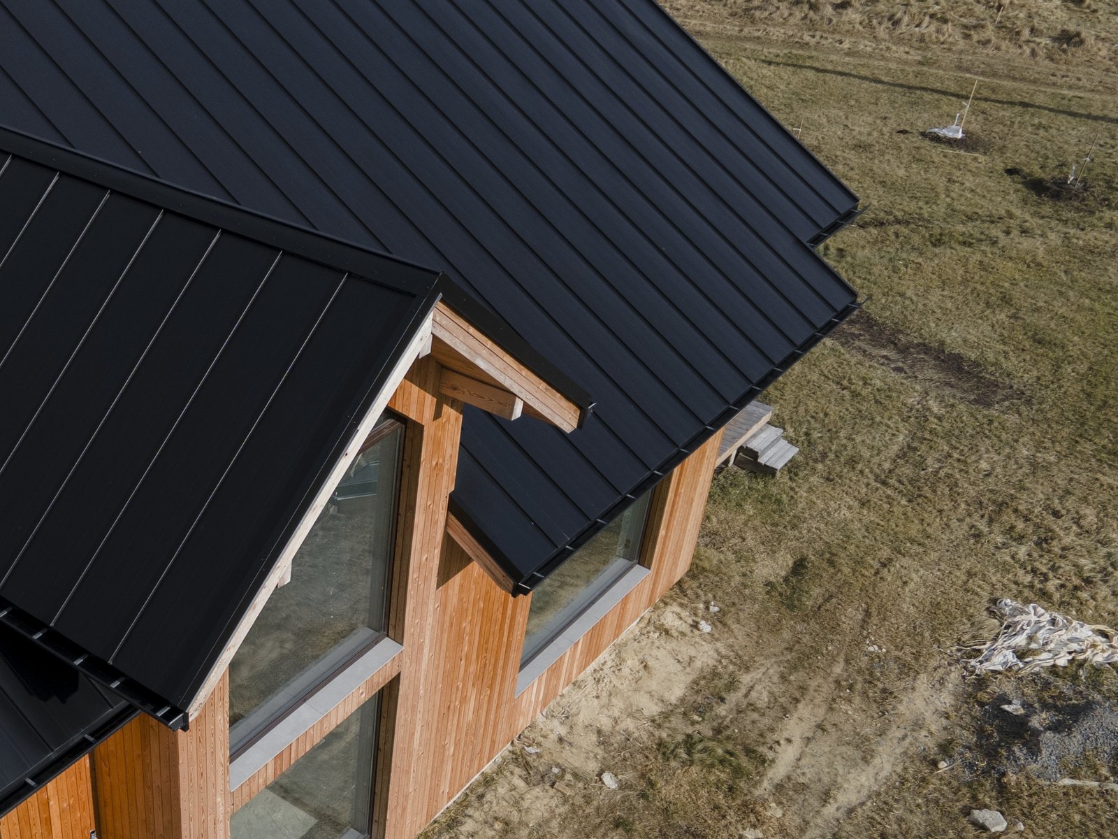 Metro Roofing — roofing contractor in Cohocton, NY