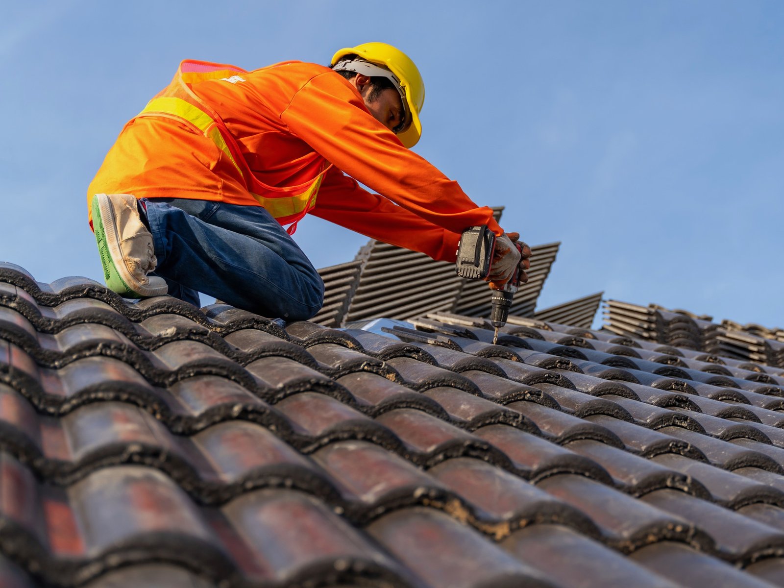 E&E roofing — roofing contractor in Southeast, NY